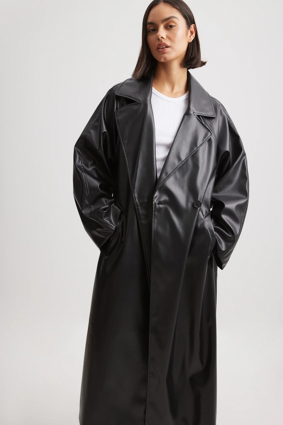 Cappotto trench oversize in PU Nero