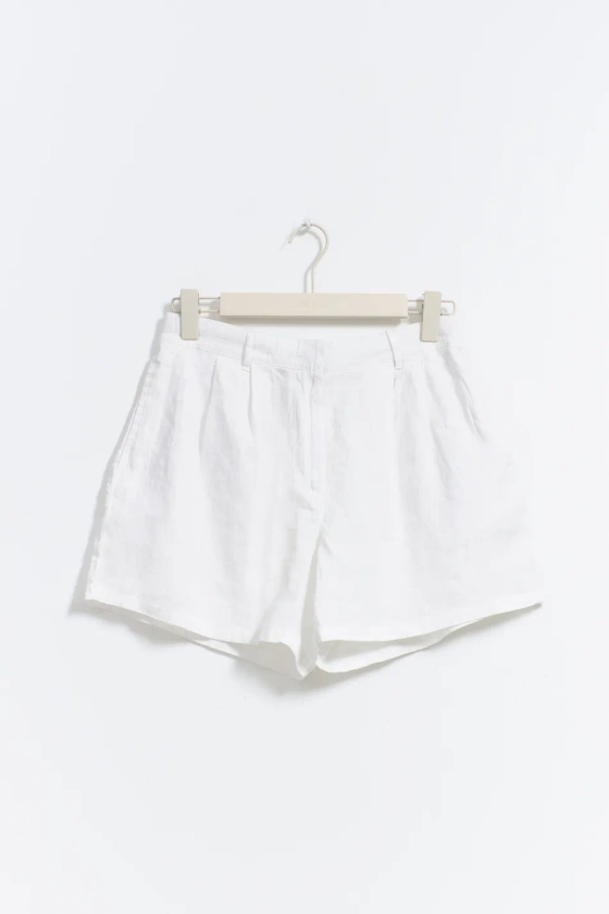 Linen shorts - White - Women - Gina Tricot