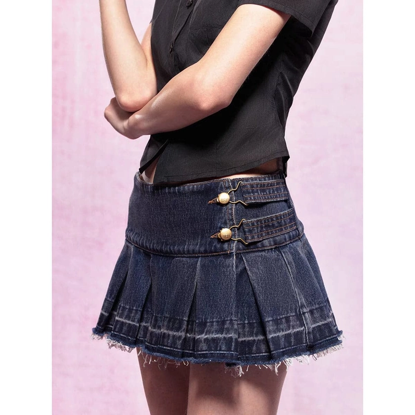 Blue Pleated Mini Skirt With Metal Button