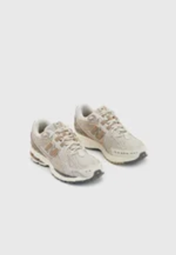 New Balance M1906RWF UNISEX - Sneakers laag - brown/beige - Zalando.nl