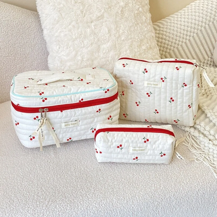 Jolie trousse de maquillage en coton matelassé rouge cerise - Etsy France