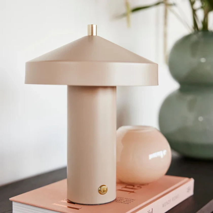 Hatto LED Table Lamp | Clay PREORDER