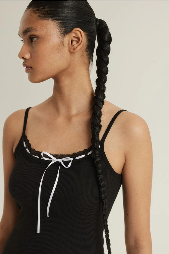 Tie-detail lace-trimmed strappy top - Black - Ladies | H&M GB