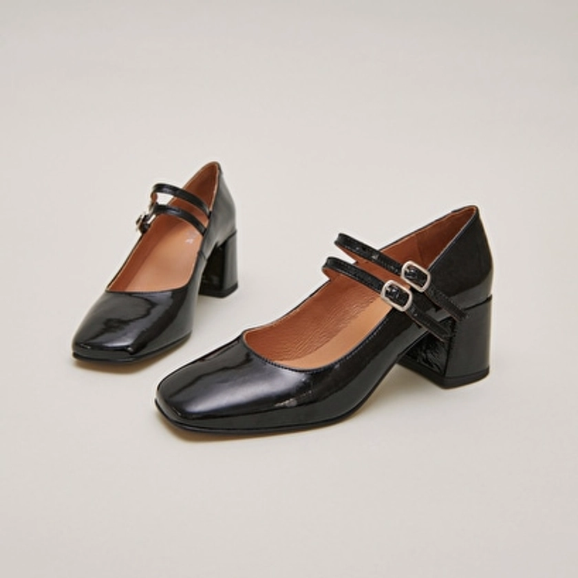 Jonak Women Mid-heeled booties with buckle straps in black pleated varnish