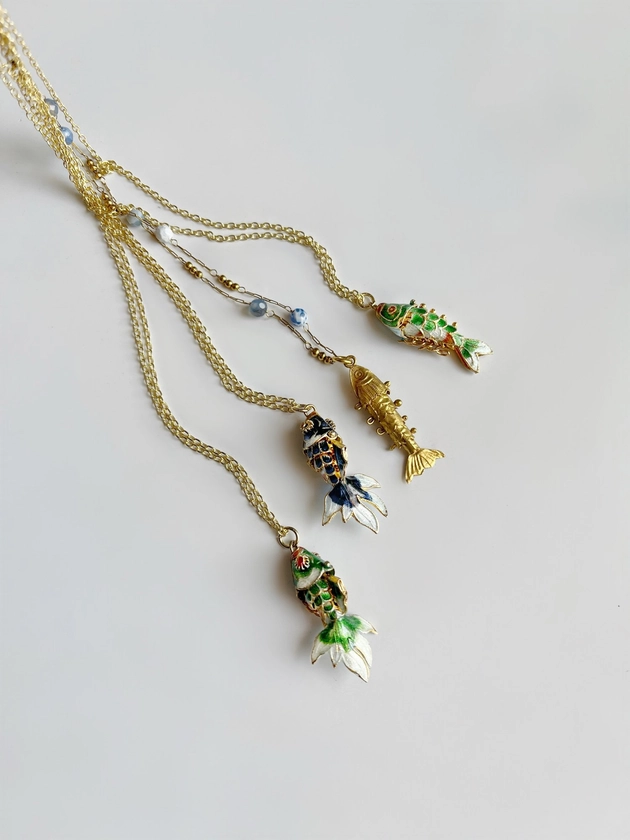 Vintage dainty fish necklace — Calypso Studios