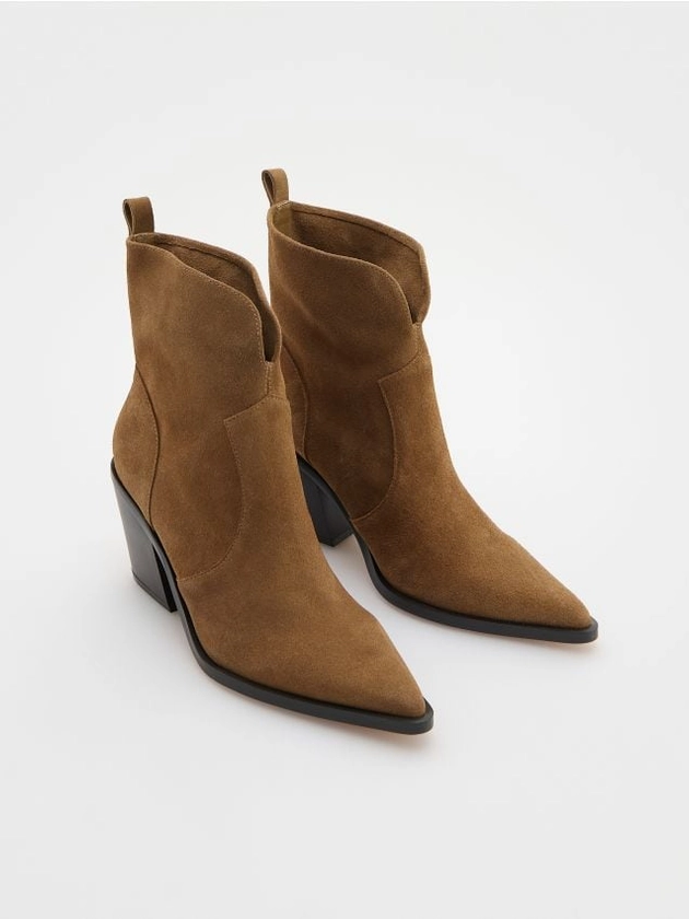 Bottines en cuir Couleur marron - RESERVED - 873BD-88X