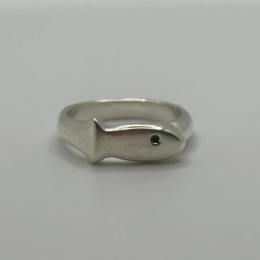 Silver Fish Ring | Pupari