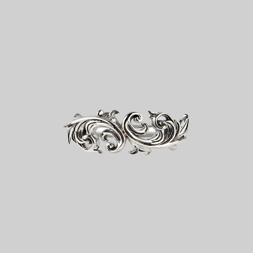 IMPERIAL. Ornate Flourish Ring - Silver