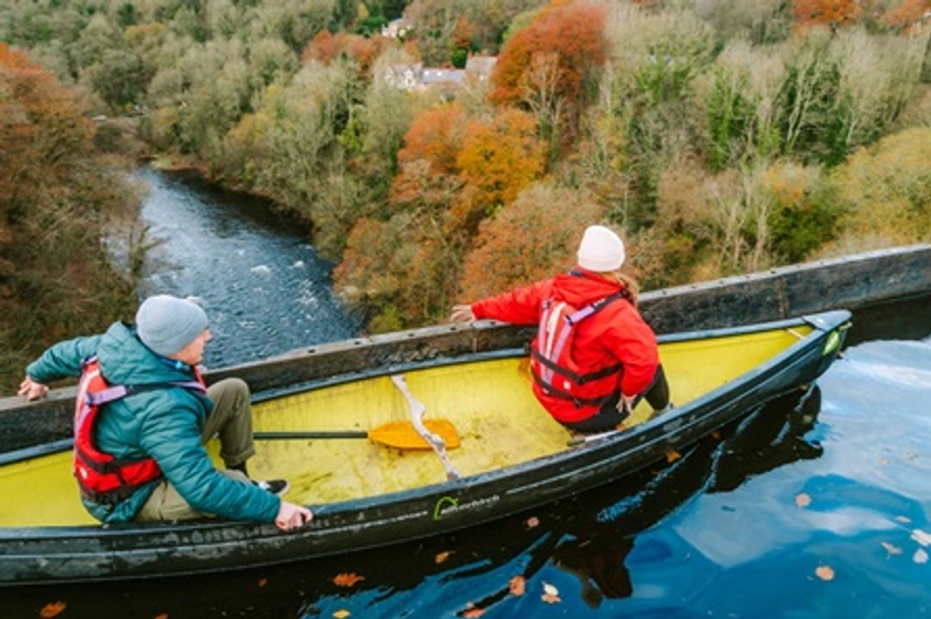 Canoe Along the Highest Aqueduct in the World for Two - Virgin Experience Days