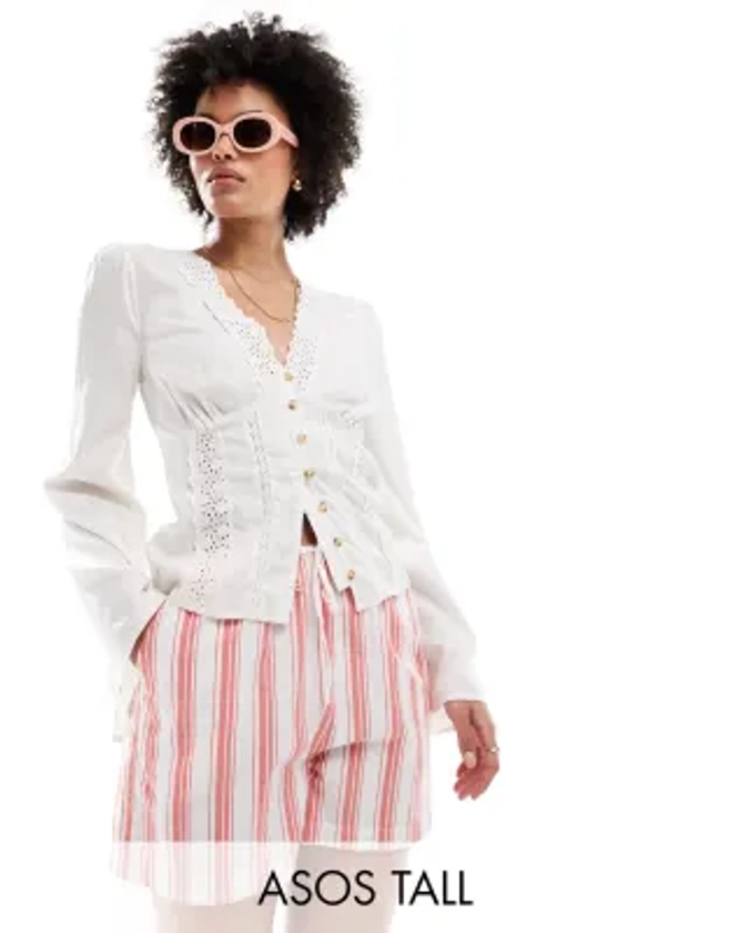 ASOS DESIGN Tall - Top boutonné avec empiècement en dentelle - Blanc