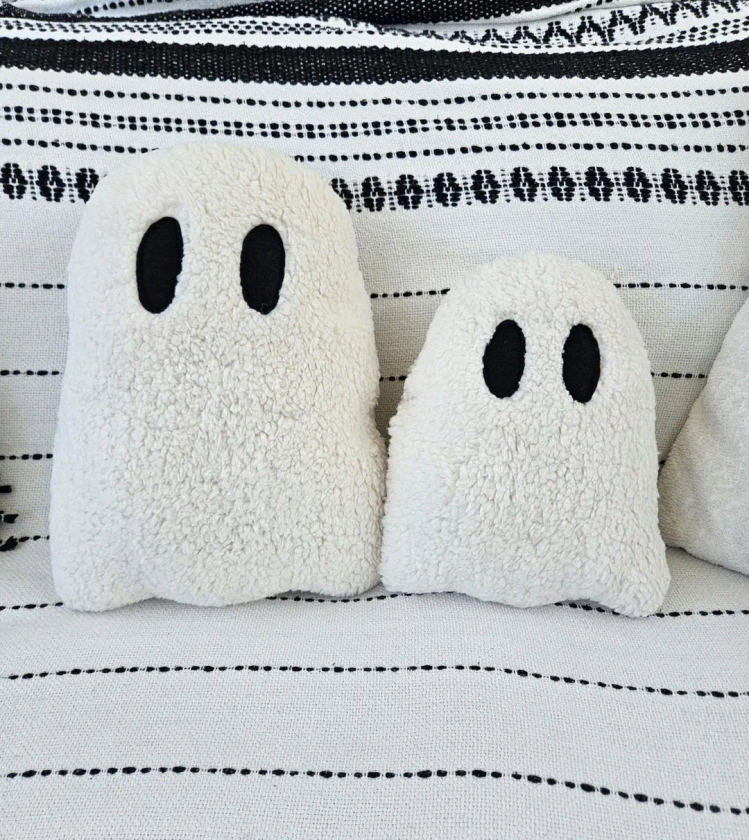 Ghost pillow, ivory ghost plush, Halloween ghost pillow, Halloween ghost decor, ghost shaped pillow, cute Ghost pillow, Halloween pillow