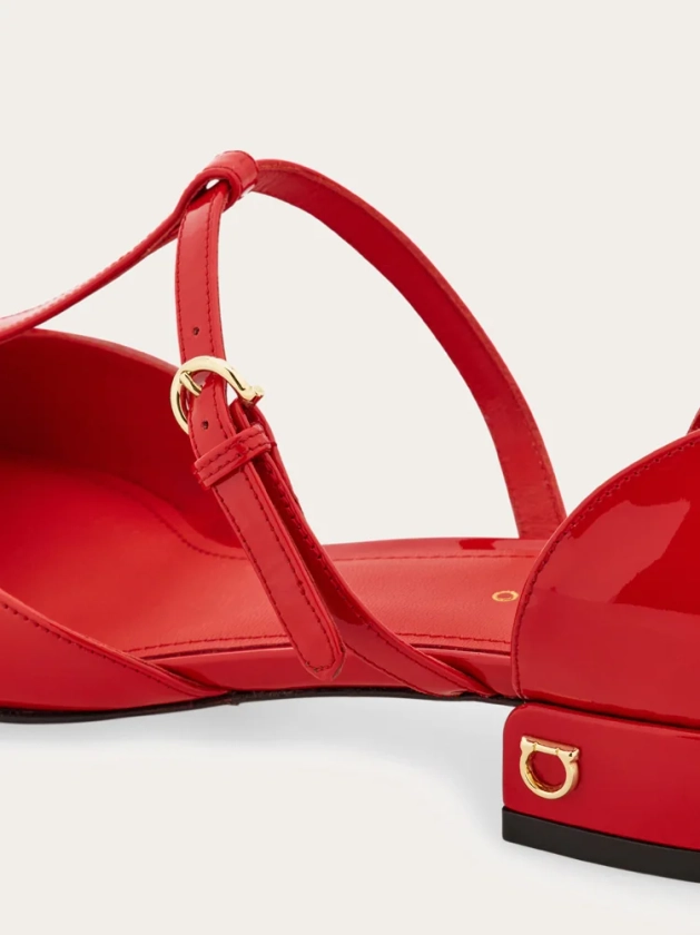 Bailarinas con T-strap - Mujer - Salvatore Ferragamo ES