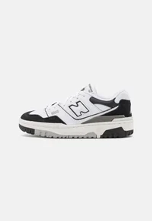 New Balance 550 UNISEX - Trainers - black/white - Zalando.co.uk