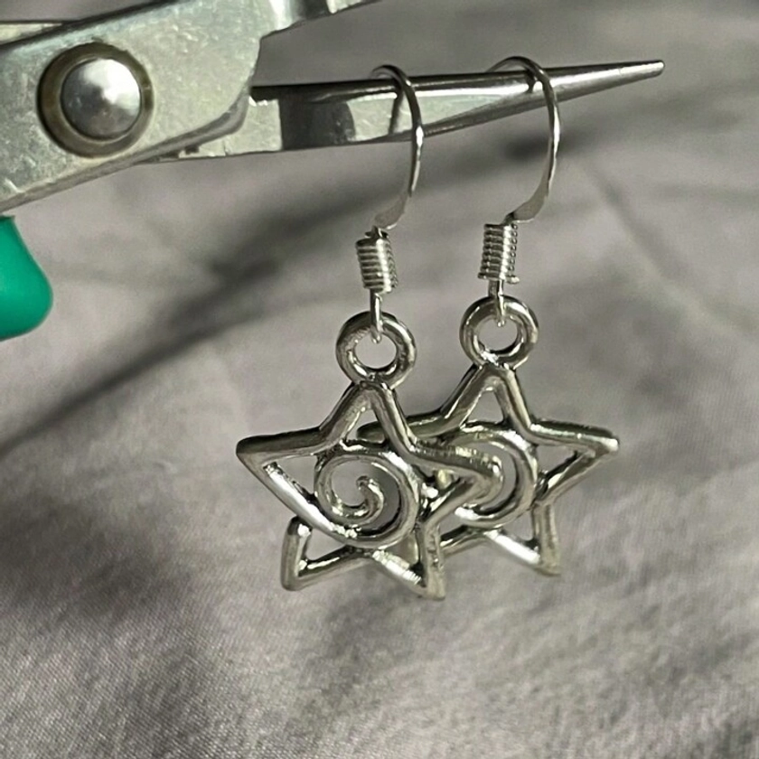 Unique Cute Gothic Handmade Jewelry Silver Swirly Star Drop Dangle Earrings For Women Girl Gifts