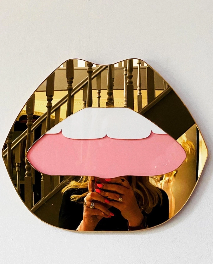 LARGE Gold Lip Mirror Acrylic Mirror Lip Decor Gold Lips With Pink - Etsy