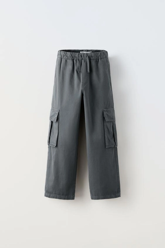 TROUSERS WITH POCKETS