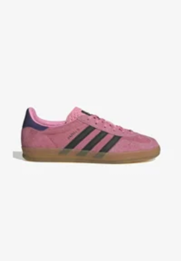 adidas Originals GAZELLE INDOOR W UNISEX - Baskets basses - bliss pink/core black/collegiate purple/rose - ZALANDO.FR