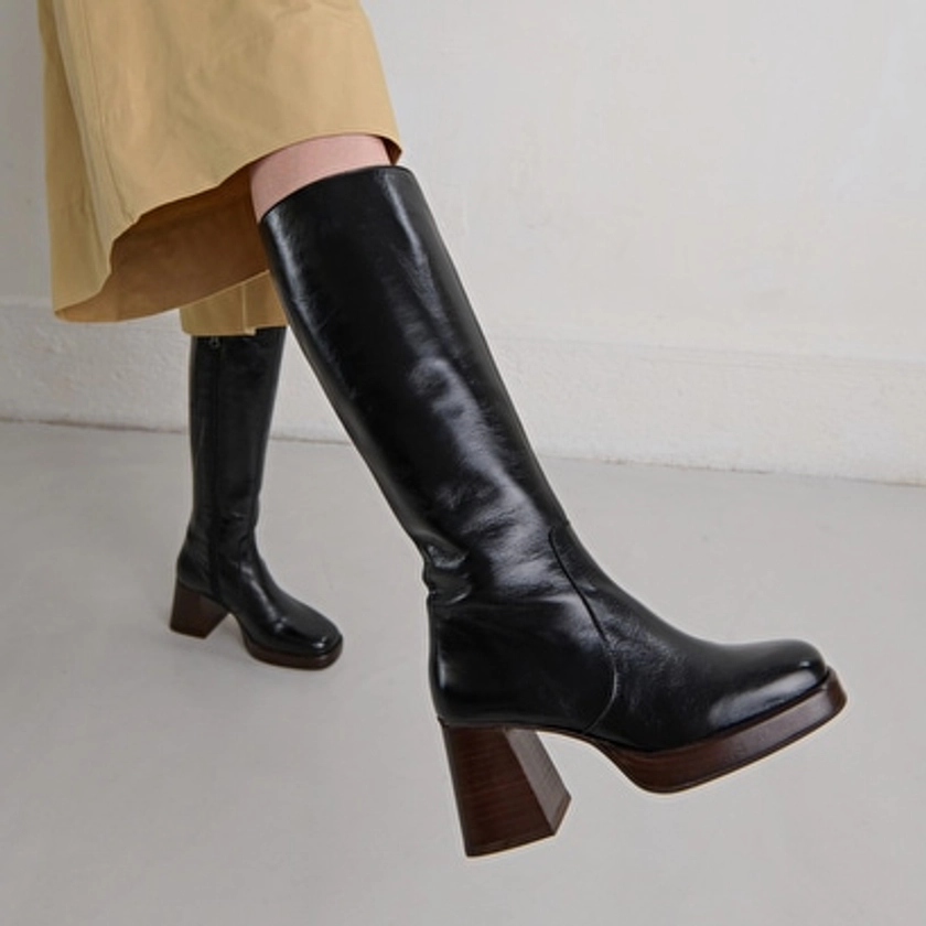 Bottes à plateformes en cuir vieilli noir pour Femme | Jonak