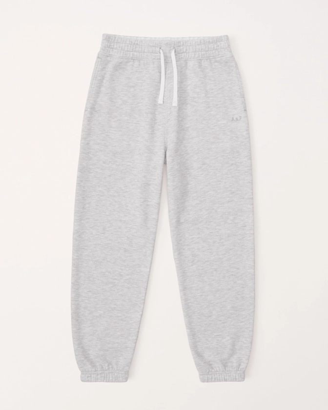girls essential sunday logo fleece sweatpants | girls bottoms | Abercrombie.com