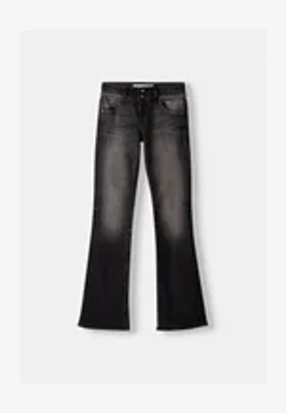 Bershka Jeans bootcut - black/svart denim - Zalando.se