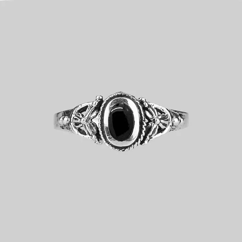 DARK SOUL. Detailed Onyx Silver Ring