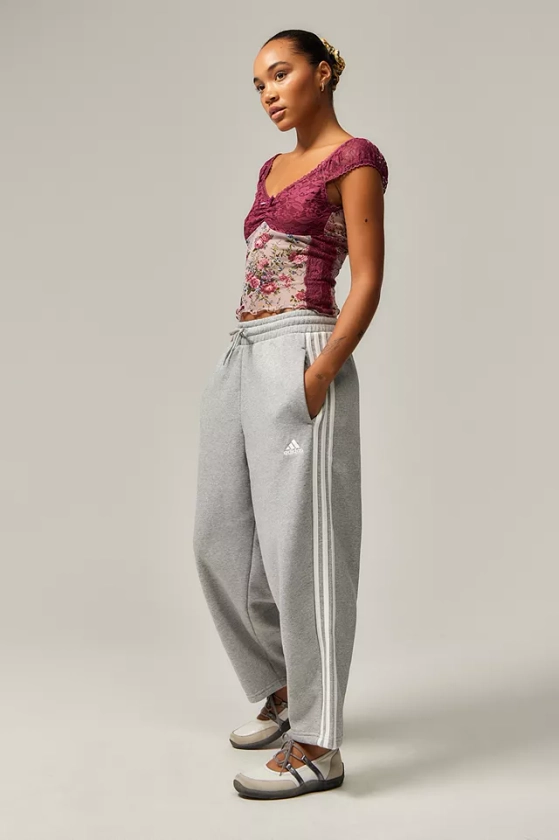 Pantalon de survêtement gris adidas Essentials