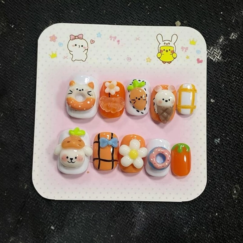 The Carrot Puppy Press on Nails - Floral Cute Kawaii Fake Fingernails - Reusable Handmade Nails