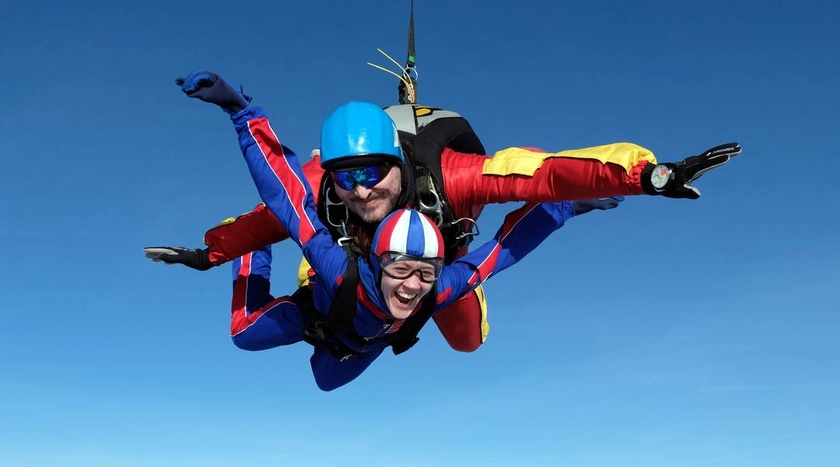 Saut en Parachute en Tandem : 100% sensations fortes !