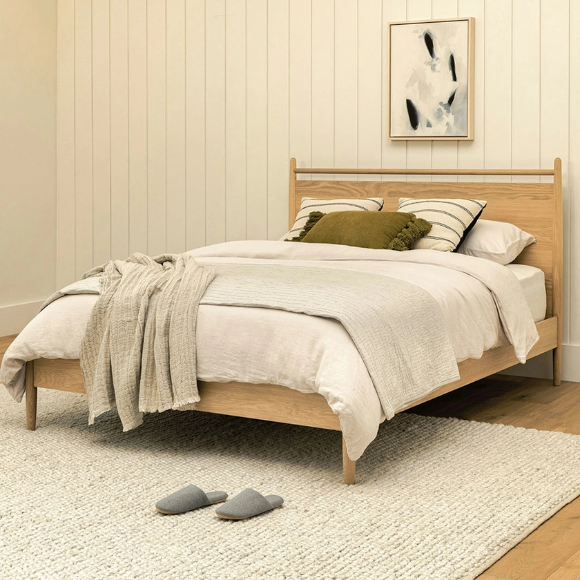 Lenia Panel White Oak Queen Bed