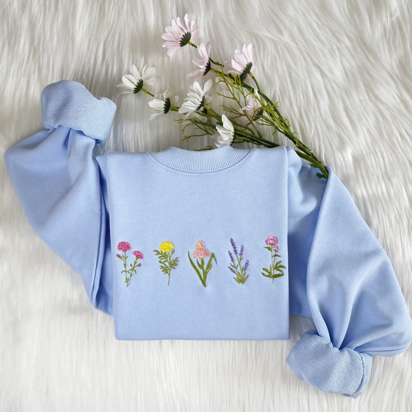Wildflower Embroidered Sweatshirt | Pinky Flower Embroidered Hoodie | Lavender T-shirt | Cute Embroidered Flower Crew Neck Sweatshirt