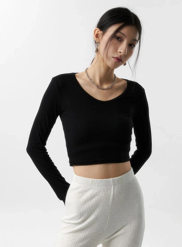 Scoop Neck Crop Top IS315