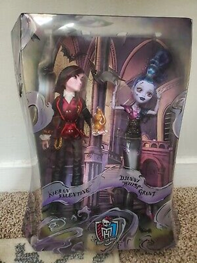 Monster High 2015 SDCC Kieran Valentine & Djinni Grant NO RESERVE