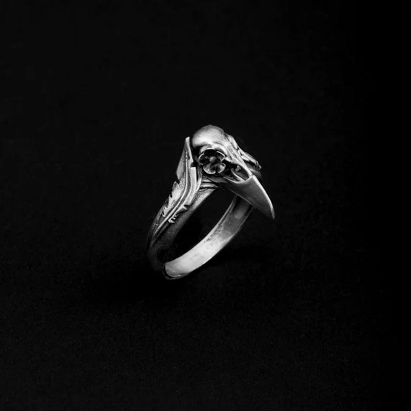 Raven Skull Ring, Gothic Ring, Raven Skull, Raven, Raven Ring, Silver Skull Ring, Gothic Jewelry, Skull Jewelry, Biker Ring, Viking Ring