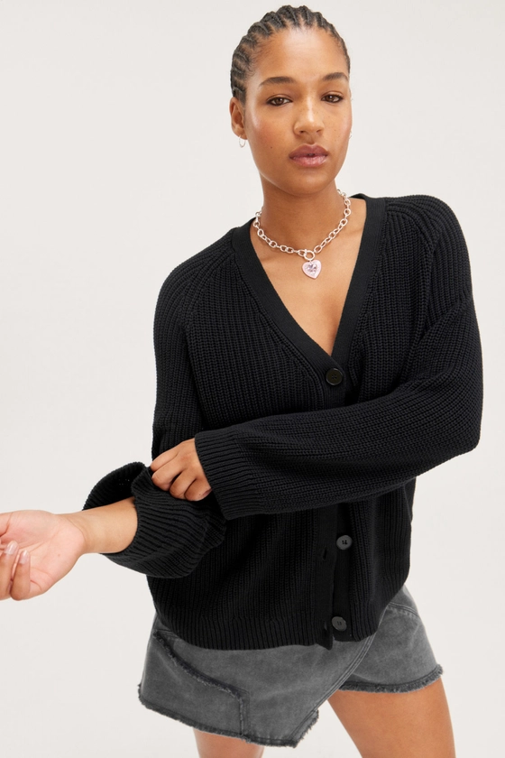 Oversized Knitted Cardigan - Black - Monki GB