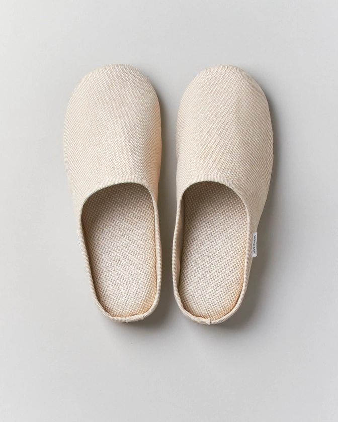 Sasawashi Room Shoes in Beige