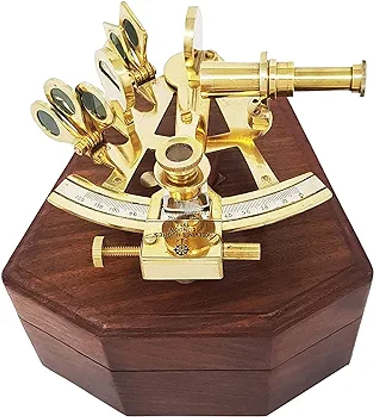 Navigation nautique maritime antique de navigation sextant avec boîte en bois massif