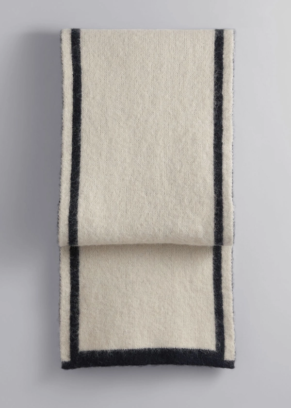 Two-Tone Knit Scarf