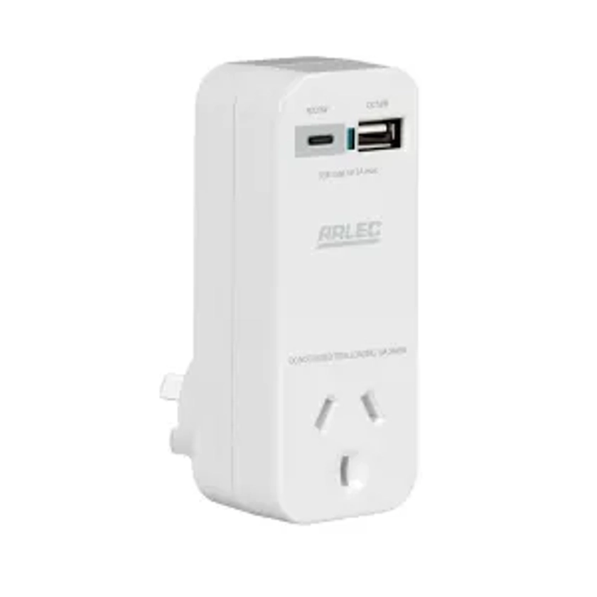 Arlec Quick Charge Adapter with USB Ports