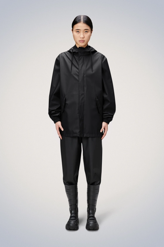 Rains® Fishtail Jacket en Black pour 120 € | Livraison Gratuite