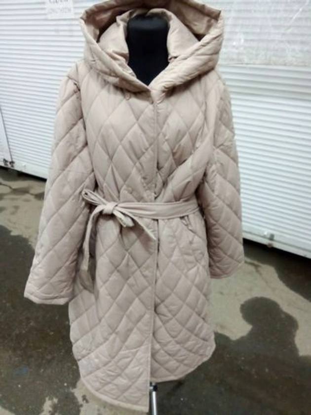 Новое стёганое пальто рр 56-58, цена 120 р. купить в Минске на Куфаре - Объявление №232545302