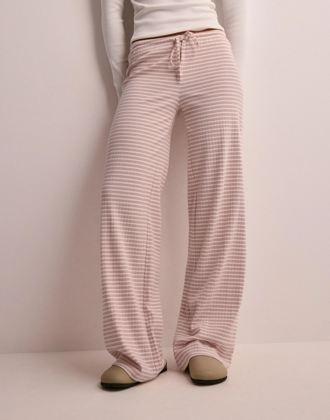 Köp Nelly Stripe Chill Pants - Pink/Striped | Nelly.com