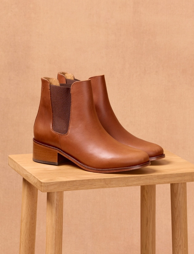 Chelsea Boots à Petits Talons pour Femme en Cuir Lisse Brun Havane