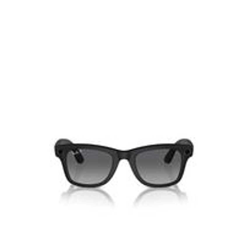 Wayfarer (Standard) Smart Glasses - Matte Black, Polarised Gradient Graphite