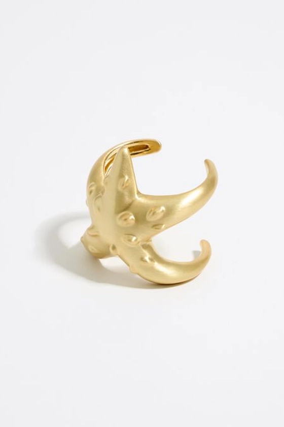 Matte gold starfish bracelet