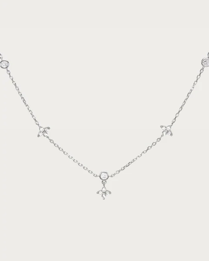 Lucky Clover Necklace in Silver