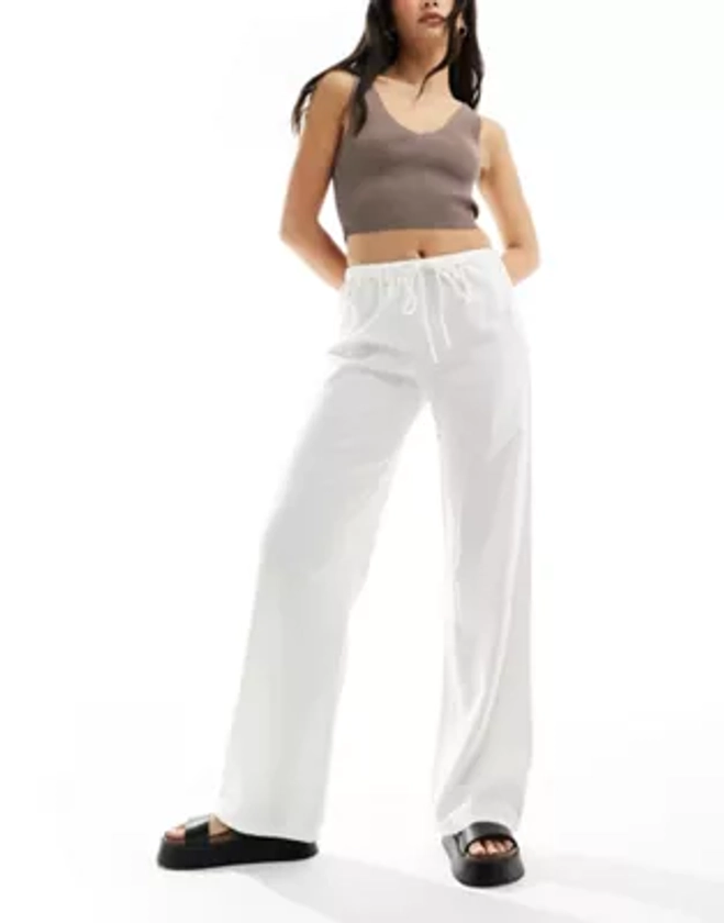 Pull&Bear - Pantalon en lin à taille haute - Blanc | ASOS