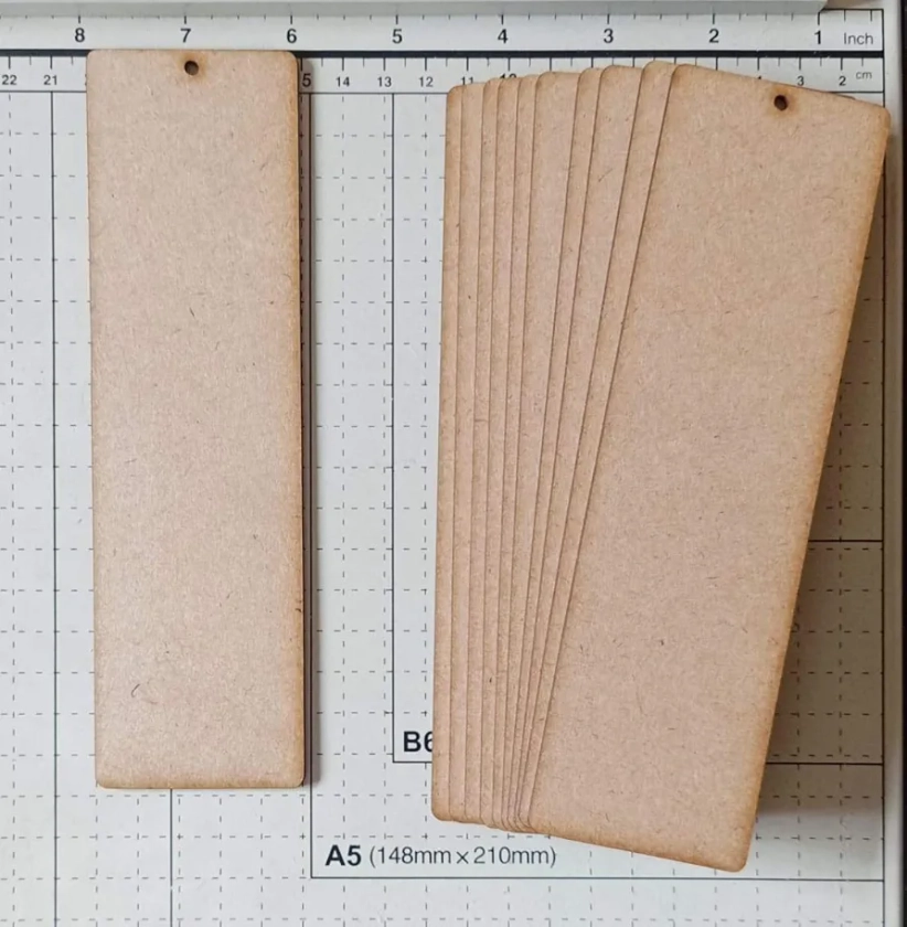 SIDDHANT Arts SACO 010(007) Rectangle Bookmark(11pcs) Plain MDF Blanks Cutouts for DIY, Artwork, Decoupage, Mix Media. Scrapbook, Craft etc. : Amazon.in: Office Products