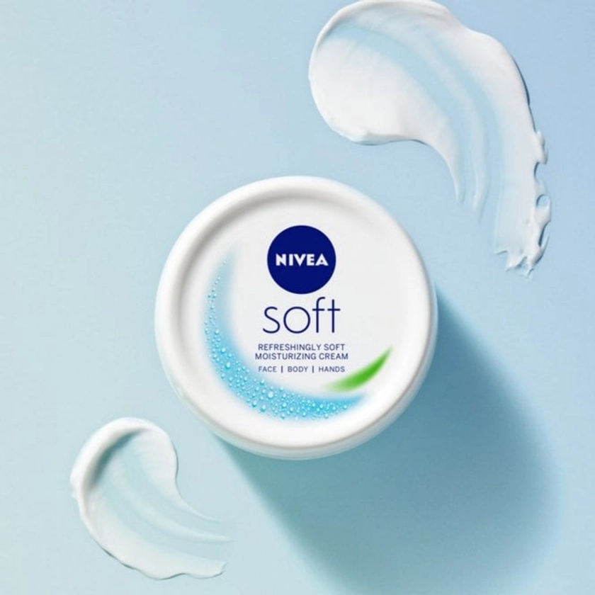 Refreshingly Soft Moisturising Cream with Jojoba & Vitamin E 500ml
