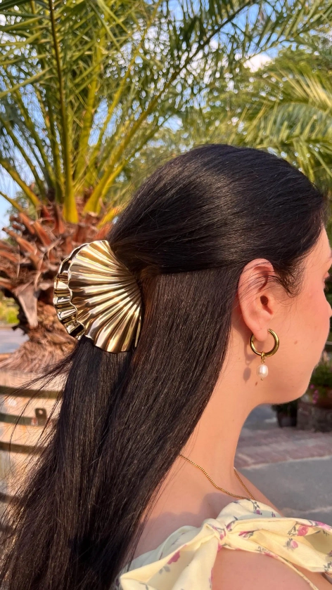 Gold Seashell Hair Clip Hair Accessory, Metal Bow Hair Claw Clips, Women Hair Claw, Gift for Bestfriend, Gift for Her - Etsy UK