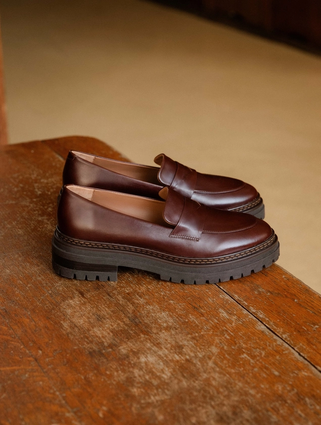 Amalia Irish Coffee - Loafers with chunky notched sole in brown leather - Bobbies - Women